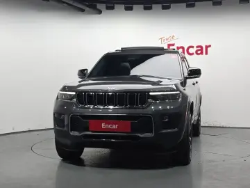 2022 Jeep Cherokee с пробегом 34 696 км