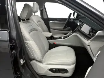 2022 Jeep Cherokee с пробегом 34 696 км