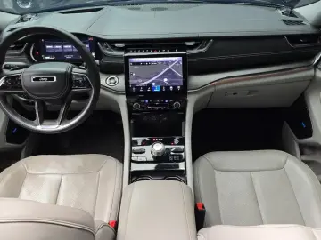 2023 Jeep Cherokee с пробегом 96 626 км