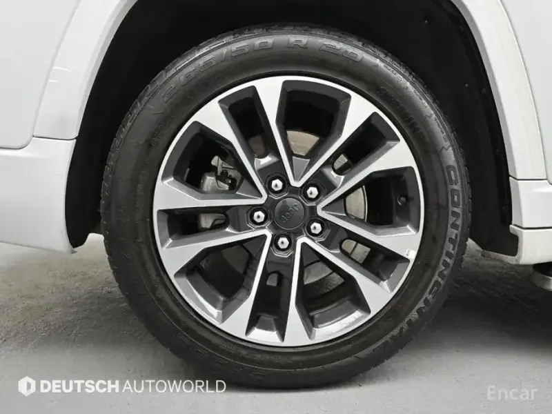 2021 Jeep Grand Cherokee с пробегом 62 361 км