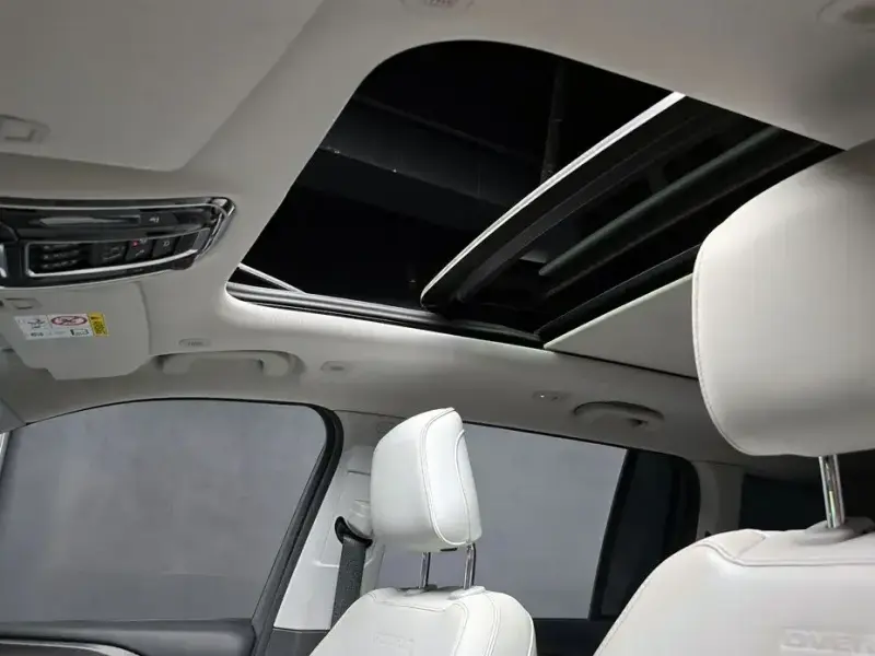 2023 Jeep Cherokee с пробегом 96 626 км