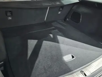2023 Jeep Cherokee с пробегом 96 626 км