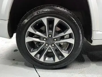 2021 Jeep Grand Cherokee с пробегом 79 131 км