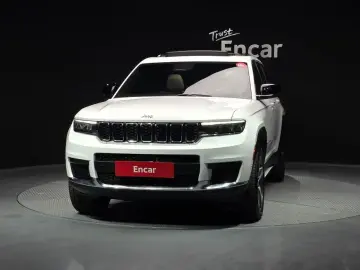 2023 Jeep Grand Cherokee с пробегом 39 244 км