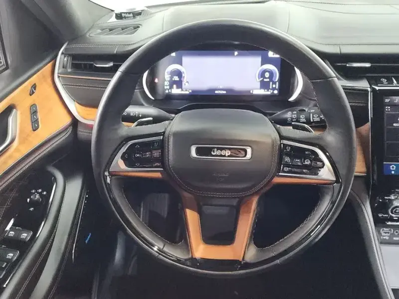 2021 Jeep Grand Cherokee с пробегом 44 752 км