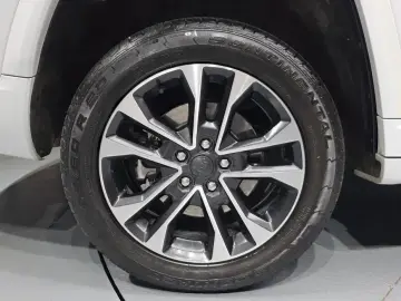 2022 Jeep Grand Cherokee с пробегом 12 024 км