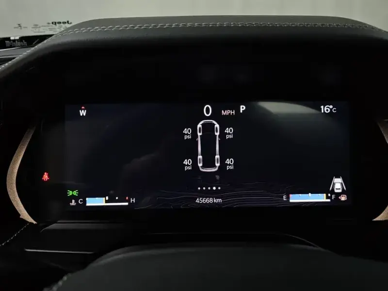 2022 Jeep Cherokee с пробегом 45 668 км