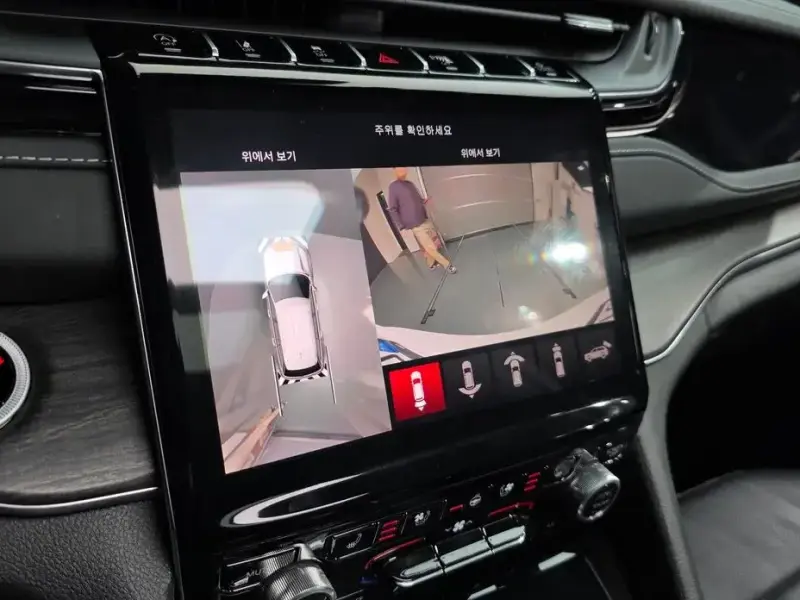 2022 Jeep Grand Cherokee с пробегом 12 024 км