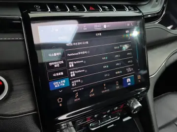 2022 Jeep Grand Cherokee с пробегом 12 024 км
