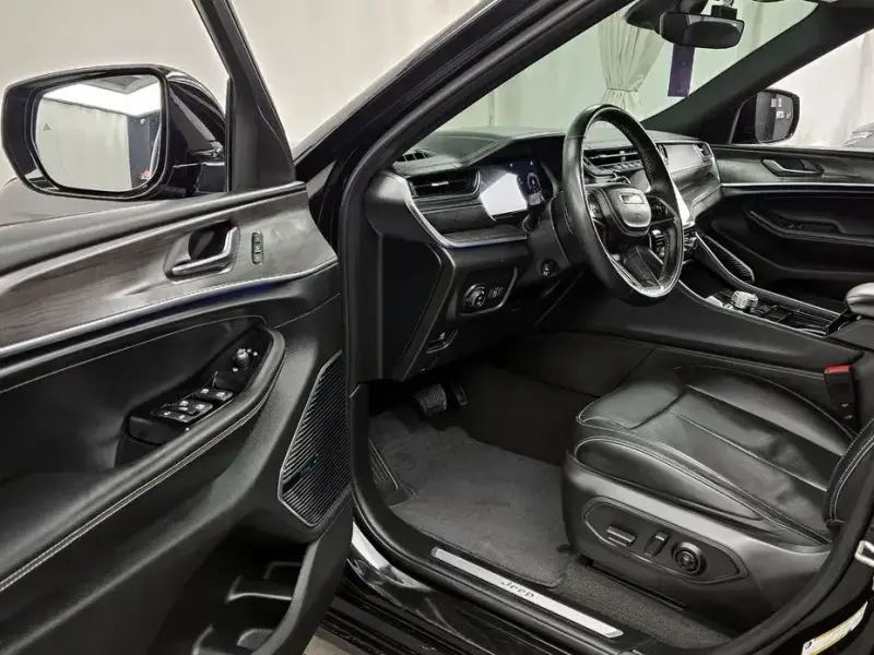 2021 Jeep Grand Cherokee с пробегом 129 717 км