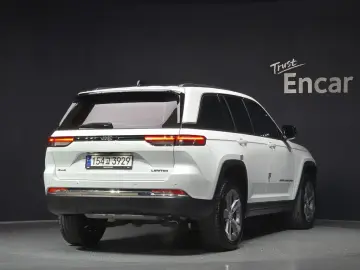 2023 Jeep Grand Cherokee с пробегом 17 148 км