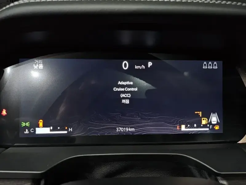 2023 Jeep Grand Cherokee с пробегом 37 019 км