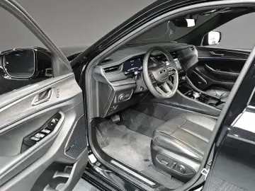 2023 Jeep Grand Cherokee с пробегом 37 019 км