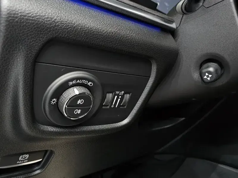 2023 Jeep Grand Cherokee с пробегом 37 019 км