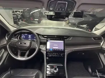 2023 Jeep Grand Cherokee с пробегом 41 758 км