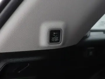 2023 Jeep Grand Cherokee с пробегом 39 345 км