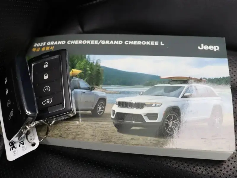 2023 Jeep Grand Cherokee с пробегом 39 345 км