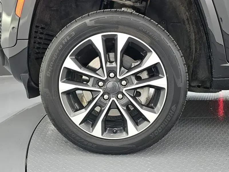 2022 Jeep Cherokee с пробегом 88 484 км