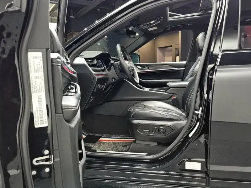 2022 Jeep Cherokee с пробегом 88 484 км