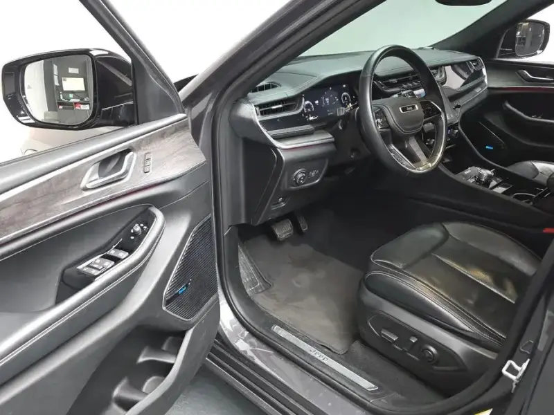 2022 Jeep Cherokee с пробегом 42 145 км