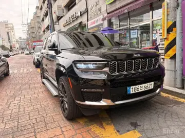 2022 Jeep Grand Cherokee с пробегом 53 000 км