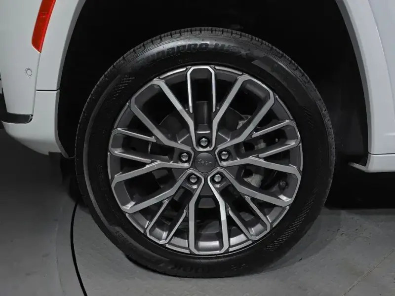2021 Jeep Grand Cherokee с пробегом 120 370 км
