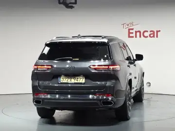 2022 Jeep Grand Cherokee с пробегом 23 023 км