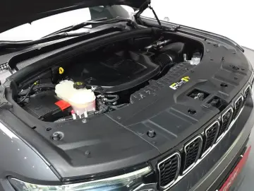 2022 Jeep Grand Cherokee с пробегом 23 023 км