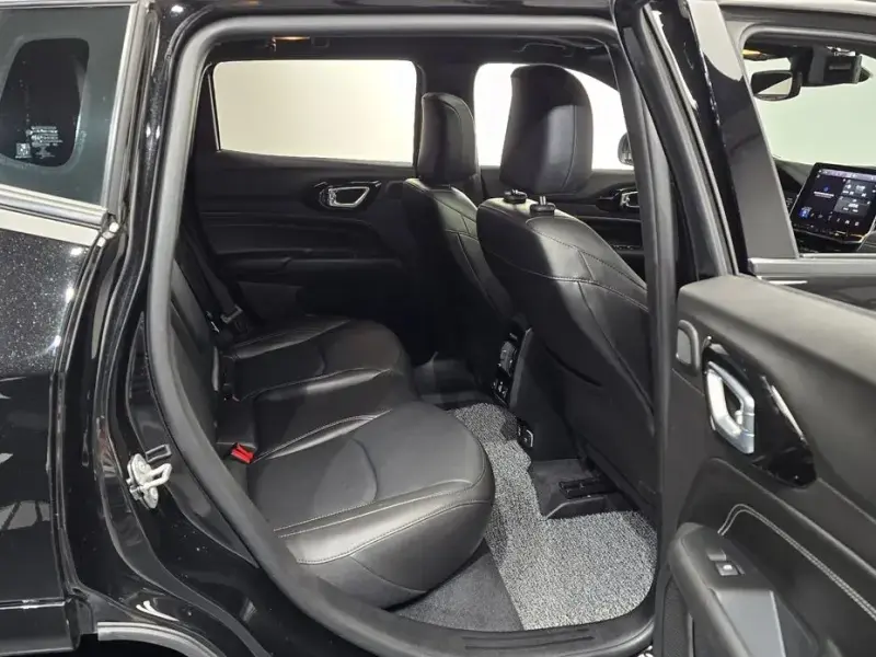 2022 Jeep Compass с пробегом 45 845 км