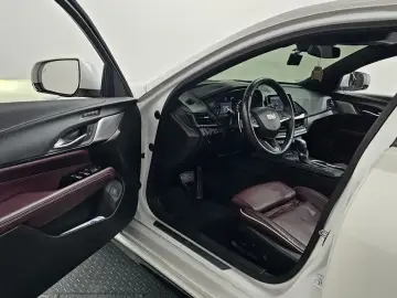 2020 Cadillac CT4 с пробегом 23 652 км