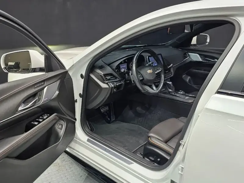 2020 Cadillac CT4 с пробегом 38 977 км