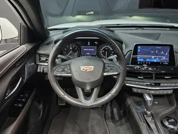 2020 Cadillac CT4 с пробегом 38 977 км