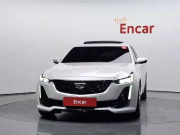2022 Cadillac CT5 с пробегом 27 019 км