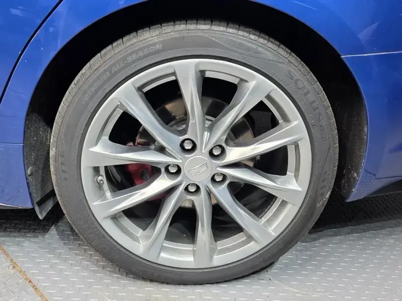 2020 Cadillac CT5 с пробегом 75 757 км