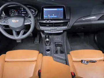 2020 Cadillac CT5 с пробегом 75 757 км
