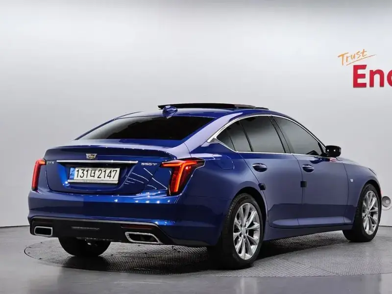2022 Cadillac CT5 с пробегом 13 031 км