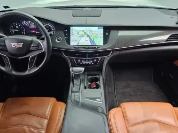 2017 Cadillac CT6 с пробегом 142 211 км