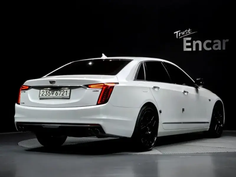 2019 Cadillac CT6 с пробегом 100 603 км