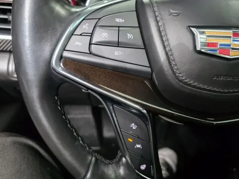 2019 Cadillac CT6 с пробегом 100 603 км
