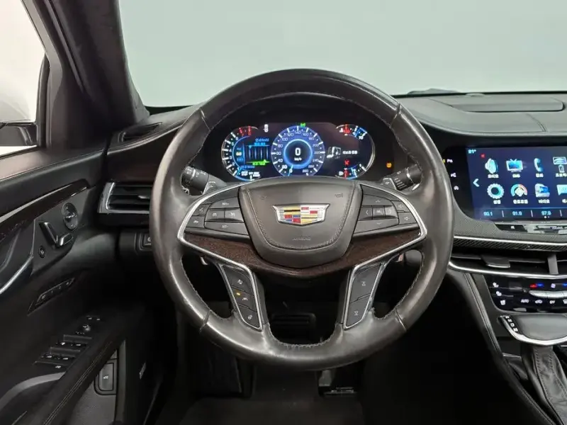 2018 Cadillac CT6 с пробегом 130 009 км