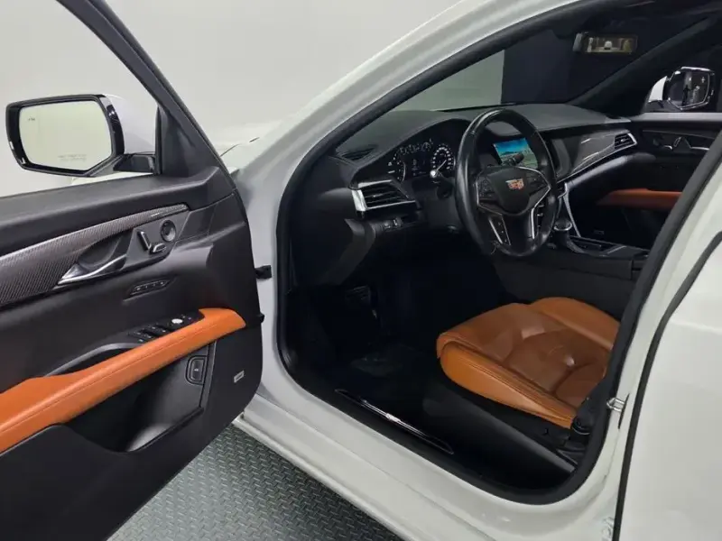 2018 Cadillac CT6 с пробегом 106 328 км