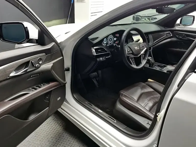 2019 Cadillac CT6 с пробегом 112 149 км