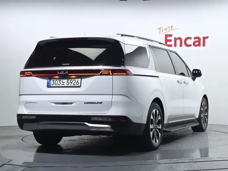 2021 Kia Carnival с пробегом 51 769 км