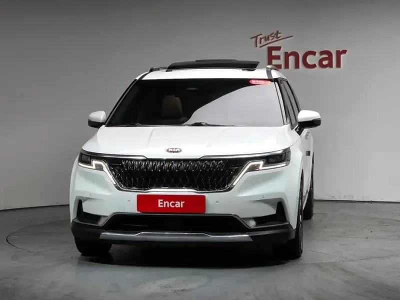 2021 Kia Carnival с пробегом 107 500 км