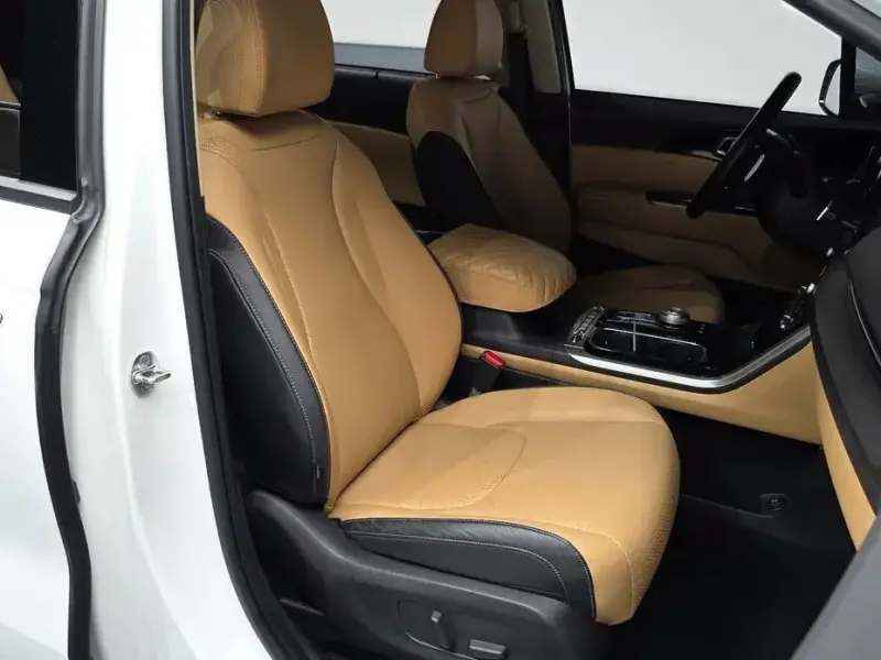 2021 Kia Carnival с пробегом 107 500 км