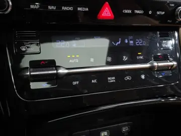 2021 Kia Carnival с пробегом 107 500 км