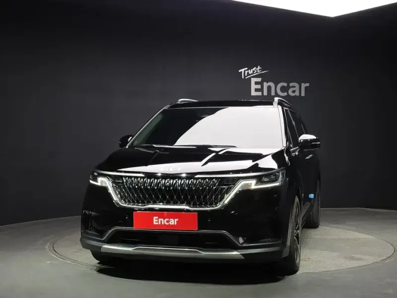 2023 Kia Carnival с пробегом 36 161 км