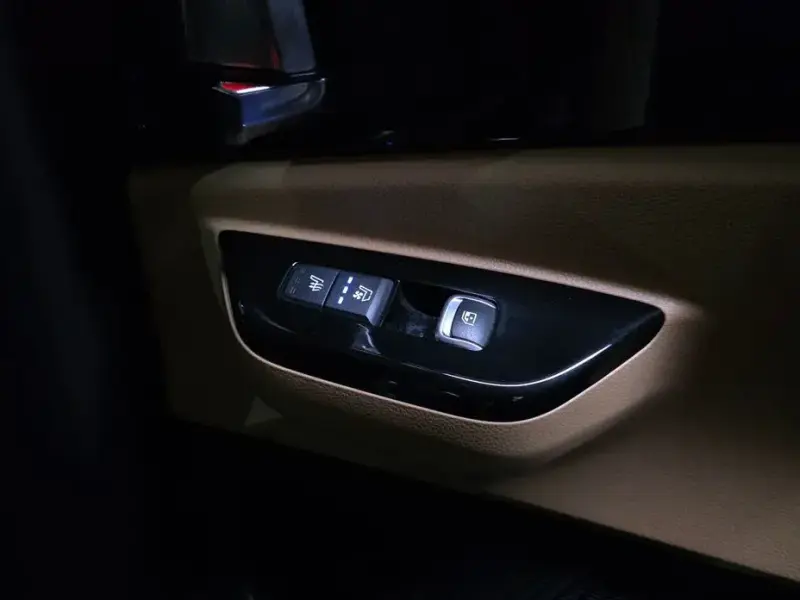 2023 Kia Carnival с пробегом 36 161 км