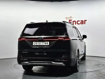 2022 Kia Carnival с пробегом 103 856 км