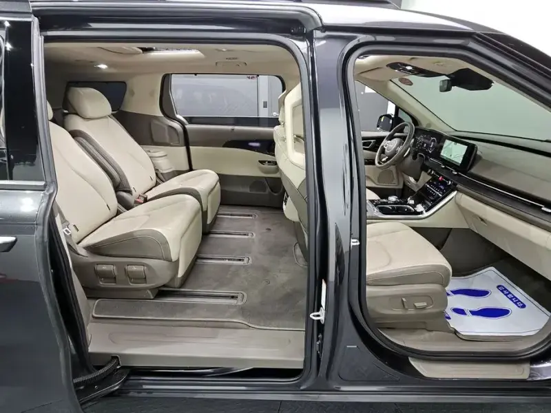 2022 Kia Carnival с пробегом 103 856 км